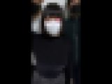 再開した黒髪巨乳美女を集団お触り。おっぱいを揉みしだきパンツ脱がせ手マンで絶頂。